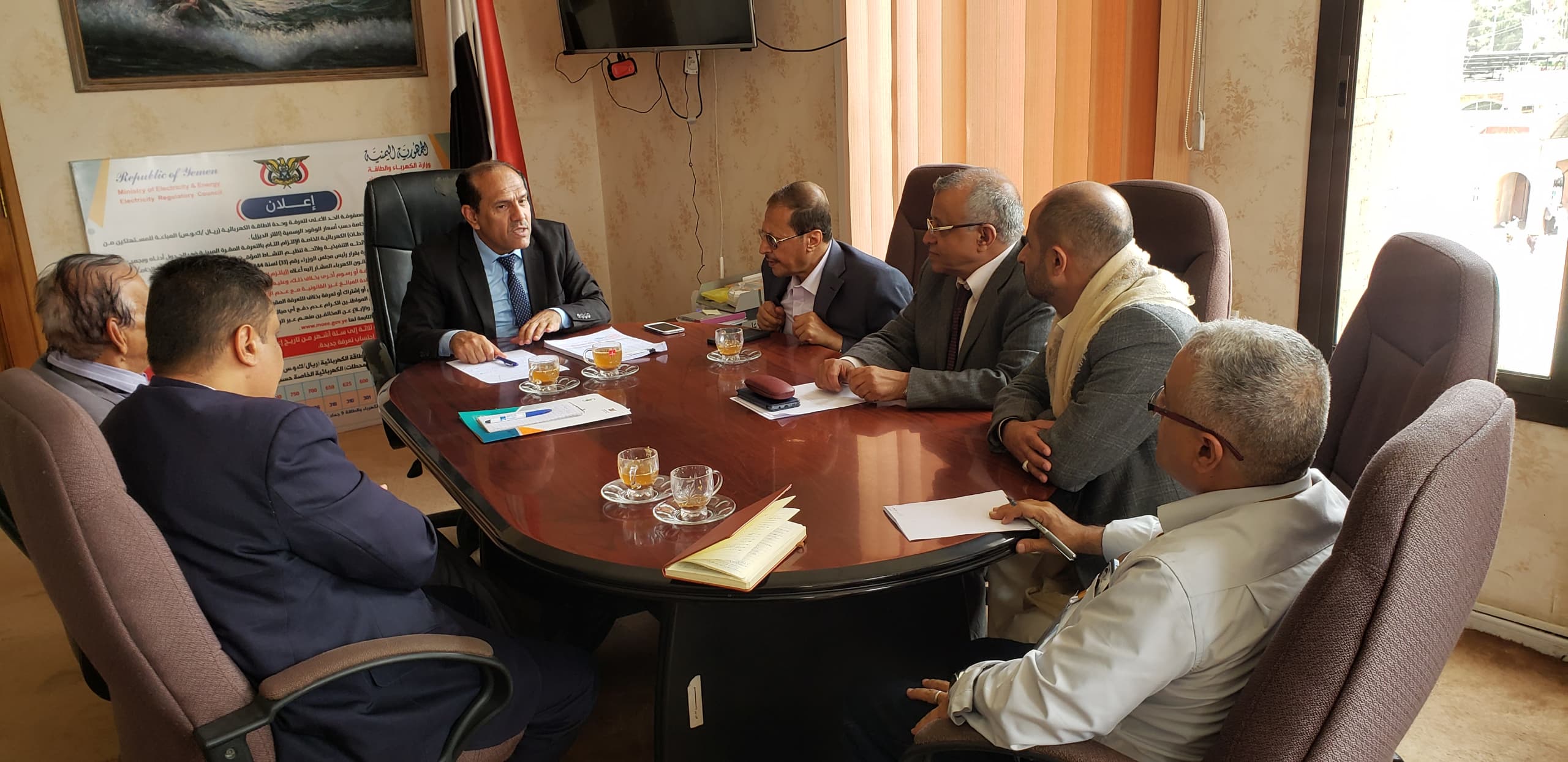 وزير الكهرباء يلتقي قيادة الاتحاد العام للغرف التجارية والصناعية اليمنية